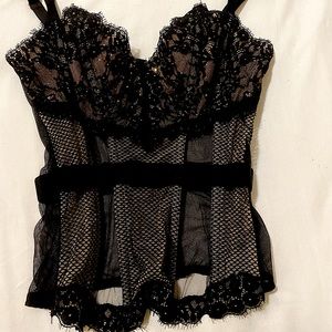 Victoria Secret lace Corset/bustier w/ “diamonds”